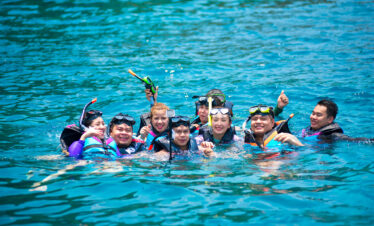 Private Boat Tour, Krabi tour packages, 4 Islands Tour Krabi, Hong Island tour Krabi, Phi Phi Island tour, Krabi private boat tour, Krabi snorkeling tour