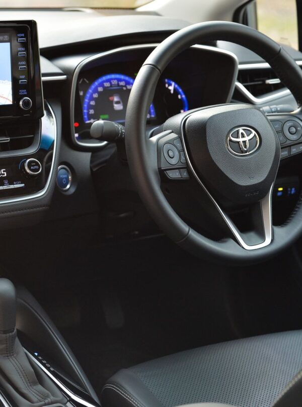 Private Boat Tour, Krabi tour packages, 4 Islands Tour Krabi, Hong Island tour Krabi, Phi Phi Island tour, Krabi private boat tour, Krabi snorkeling tour, Krabi Photography experience, Private car with driver tour