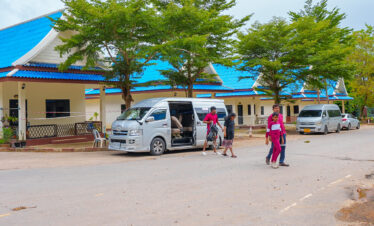 Private Boat Tour, Krabi tour packages, 4 Islands Tour Krabi, Hong Island tour Krabi, Phi Phi Island tour, Krabi private boat tour, Krabi snorkeling tour