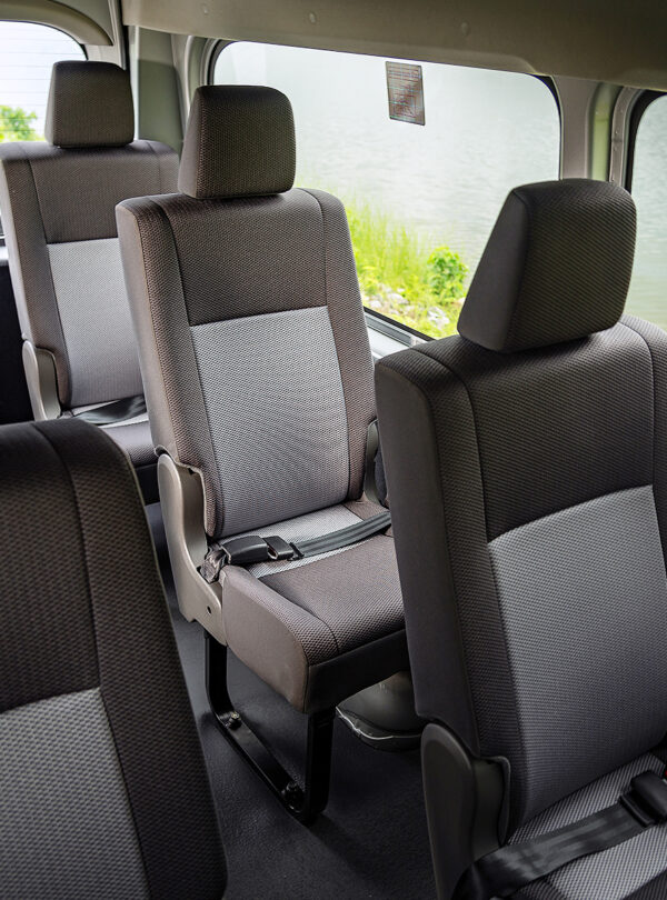 Private Boat Tour, Krabi tour packages, 4 Islands Tour Krabi, Hong Island tour Krabi, Phi Phi Island tour, Krabi private boat tour, Krabi snorkeling tour, Krabi Photography experience, Private car with driver tour