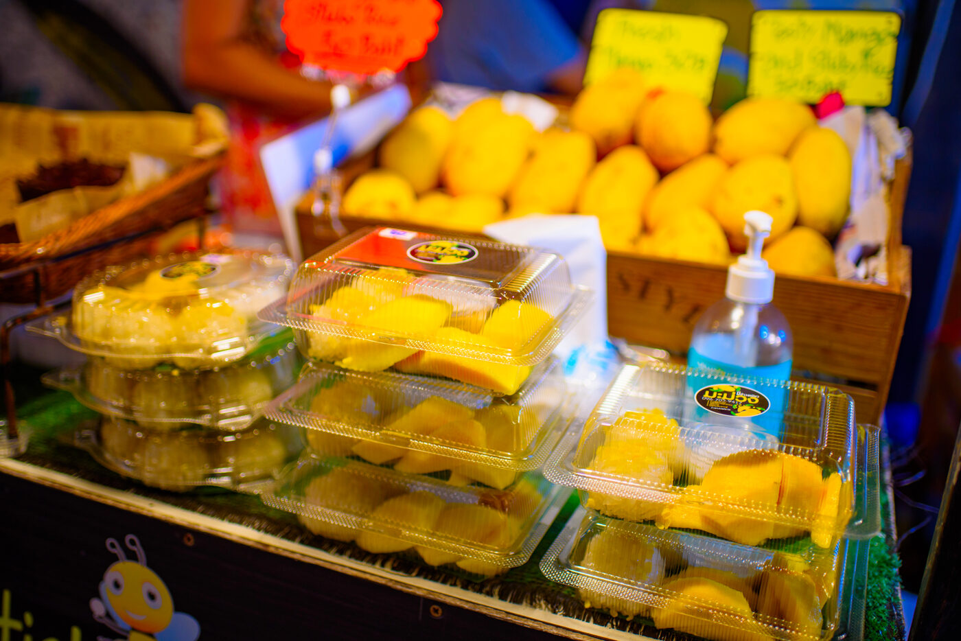 Private Boat Tour, Krabi tour packages, 4 Islands Tour Krabi, Hong Island tour Krabi, Phi Phi Island tour, Krabi private boat tour, Krabi snorkeling tour