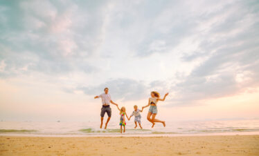 Private Boat Tour, Krabi tour packages, 4 Islands Tour Krabi, Hong Island tour Krabi, Phi Phi Island tour, Krabi private boat tour, Krabi snorkeling tour, Krabi Photography experience