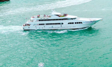 Private Boat Tour, Krabi tour packages, 4 Islands Tour Krabi, Hong Island tour Krabi, Phi Phi Island tour, Krabi private boat tour, Krabi snorkeling tour