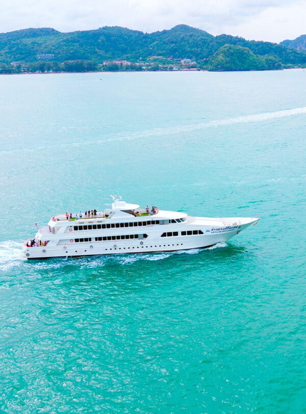 Private Boat Tour, Krabi tour packages, 4 Islands Tour Krabi, Hong Island tour Krabi, Phi Phi Island tour, Krabi private boat tour, Krabi snorkeling tour