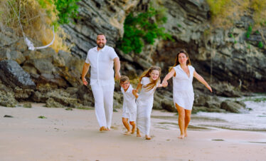 Private Boat Tour, Krabi tour packages, 4 Islands Tour Krabi, Hong Island tour Krabi, Phi Phi Island tour, Krabi private boat tour, Krabi snorkeling tour, Krabi Photography experience