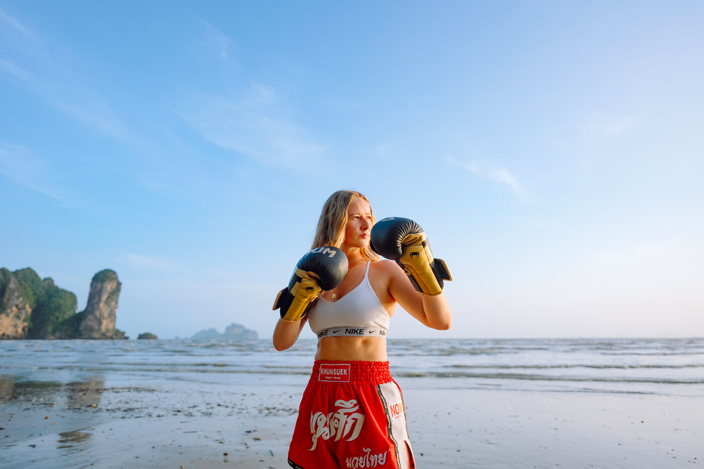 Private Boat Tour, Krabi tour packages, 4 Islands Tour Krabi, Hong Island tour Krabi, Phi Phi Island tour, Krabi private boat tour, Krabi snorkeling tour, Krabi Photography experience