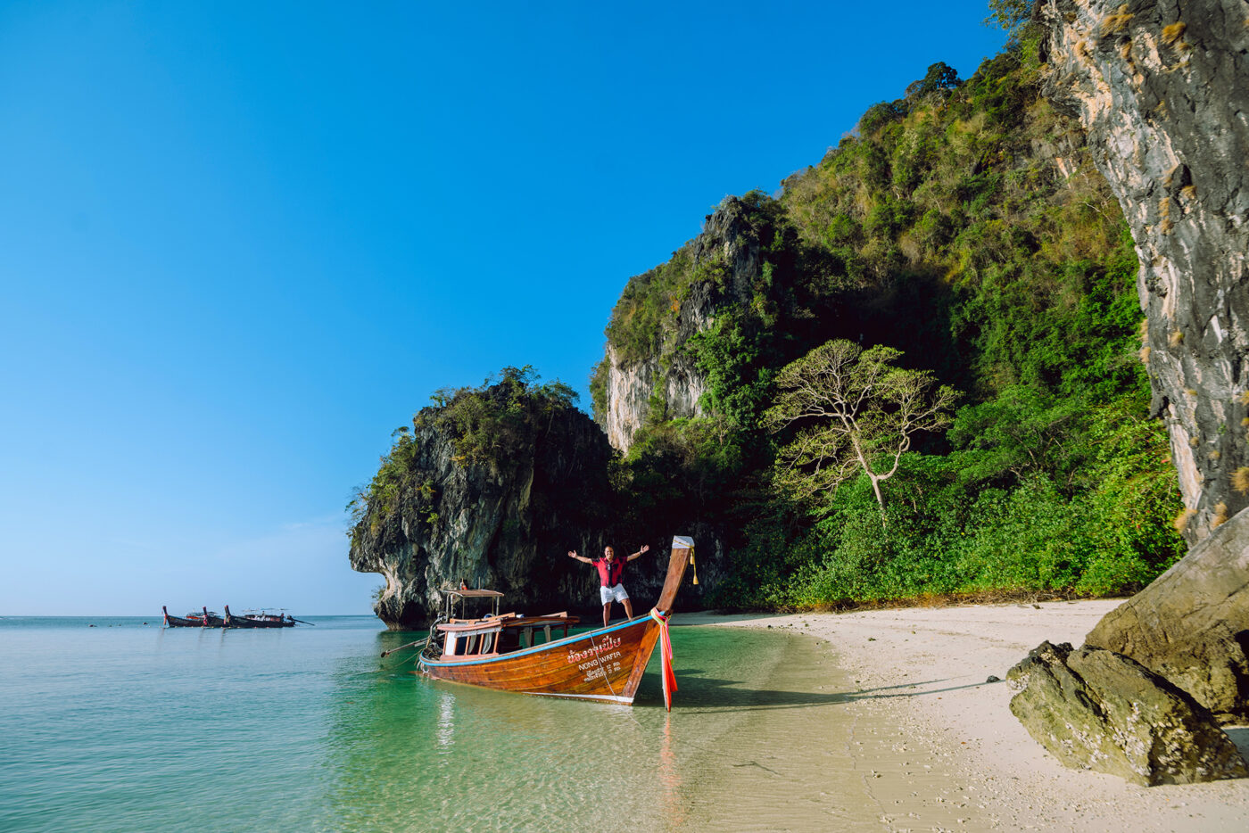 Private Boat Tour, Krabi tour packages, 4 Islands Tour Krabi, Hong Island tour Krabi, Phi Phi Island tour, Krabi private boat tour, Krabi snorkeling tour