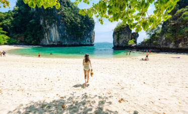 Private Boat Tour, Krabi tour packages, 4 Islands Tour Krabi, Hong Island tour Krabi, Phi Phi Island tour, Krabi private boat tour, Krabi snorkeling tour