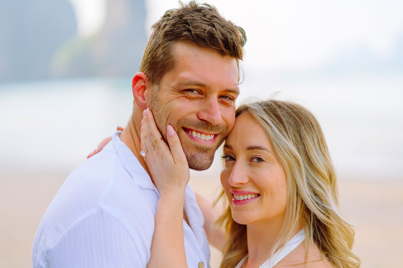 Private Boat Tour, Krabi tour packages, 4 Islands Tour Krabi, Hong Island tour Krabi, Phi Phi Island tour, Krabi private boat tour, Krabi snorkeling tour, Krabi Photography experience