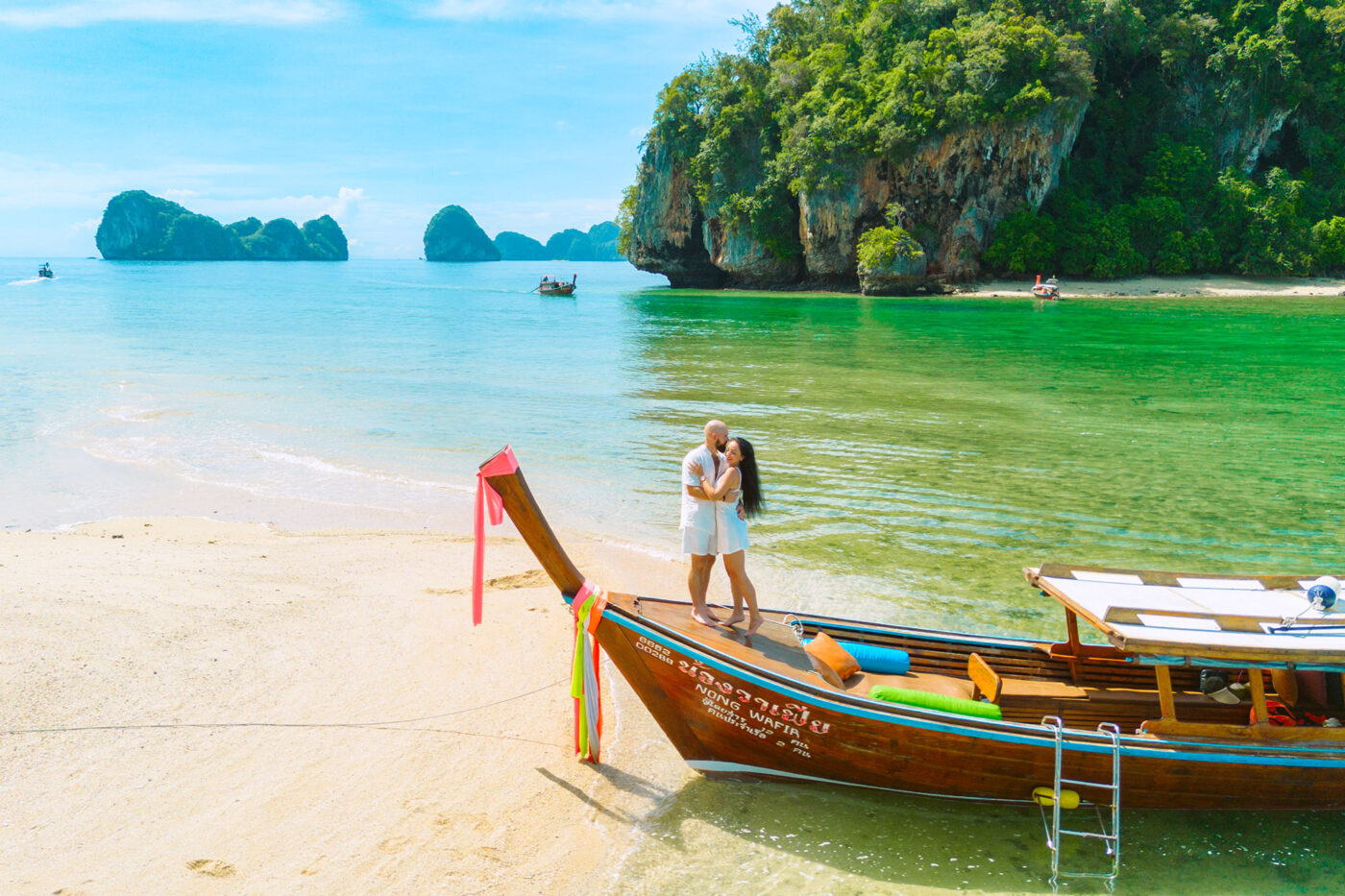 Private Boat Tour, Krabi tour packages, 4 Islands Tour Krabi, Hong Island tour Krabi, Phi Phi Island tour, Krabi private boat tour, Krabi snorkeling tour