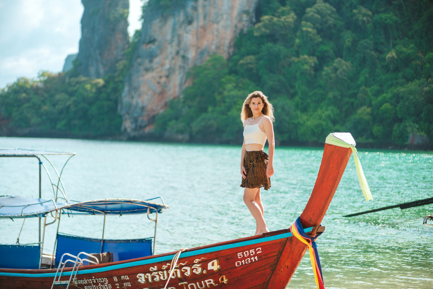 Private Boat Tour, Krabi tour packages, 4 Islands Tour Krabi, Hong Island tour Krabi, Phi Phi Island tour, Krabi private boat tour, Krabi snorkeling tour