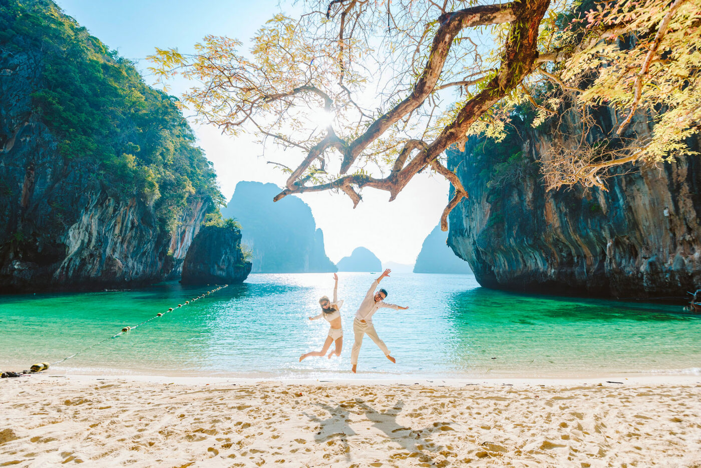 Private Boat Tour, Krabi tour packages, 4 Islands Tour Krabi, Hong Island tour Krabi, Phi Phi Island tour, Krabi private boat tour, Krabi snorkeling tour