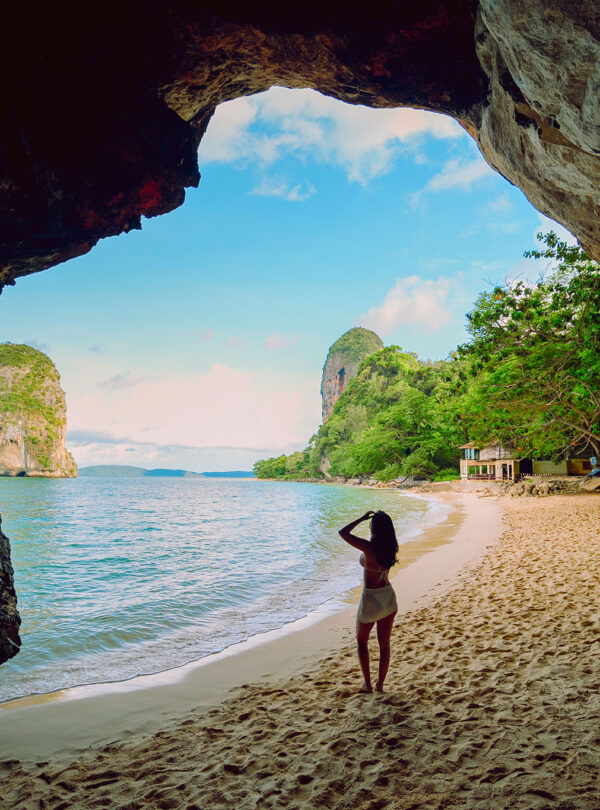 Private Boat Tour, Krabi tour packages, 4 Islands Tour Krabi, Hong Island tour Krabi, Phi Phi Island tour, Krabi private boat tour, Krabi snorkeling tour