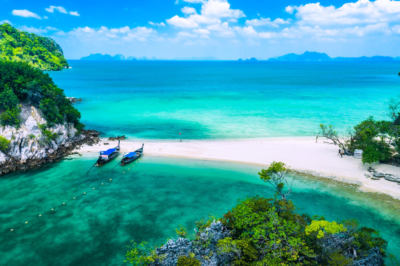 Private Boat Tour, Krabi tour packages, 4 Islands Tour Krabi, Hong Island tour Krabi, Phi Phi Island tour, Krabi private boat tour, Krabi snorkeling tour