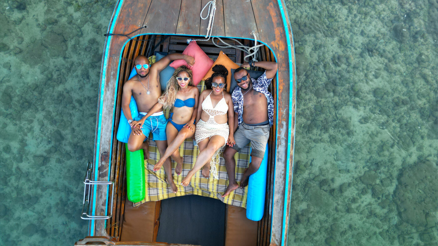 Private Boat Tour, Krabi tour packages, 4 Islands Tour Krabi, Hong Island tour Krabi, Phi Phi Island tour, Krabi private boat tour, Krabi snorkeling tour