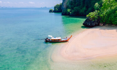 Private Boat Tour, Krabi tour packages, 4 Islands Tour Krabi, Hong Island tour Krabi, Phi Phi Island tour, Krabi private boat tour, Krabi snorkeling tour