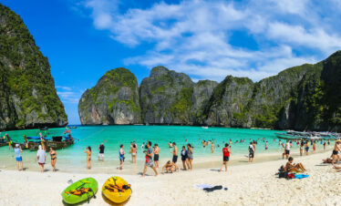 Private Boat Tour, Krabi tour packages, 4 Islands Tour Krabi, Hong Island tour Krabi, Phi Phi Island tour, Krabi private boat tour, Krabi snorkeling tour
