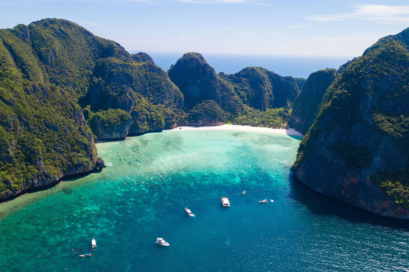 Private Boat Tour, Krabi tour packages, 4 Islands Tour Krabi, Hong Island tour Krabi, Phi Phi Island tour, Krabi private boat tour, Krabi snorkeling tour