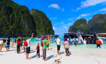 Private Boat Tour, Krabi tour packages, 4 Islands Tour Krabi, Hong Island tour Krabi, Phi Phi Island tour, Krabi private boat tour, Krabi snorkeling tour