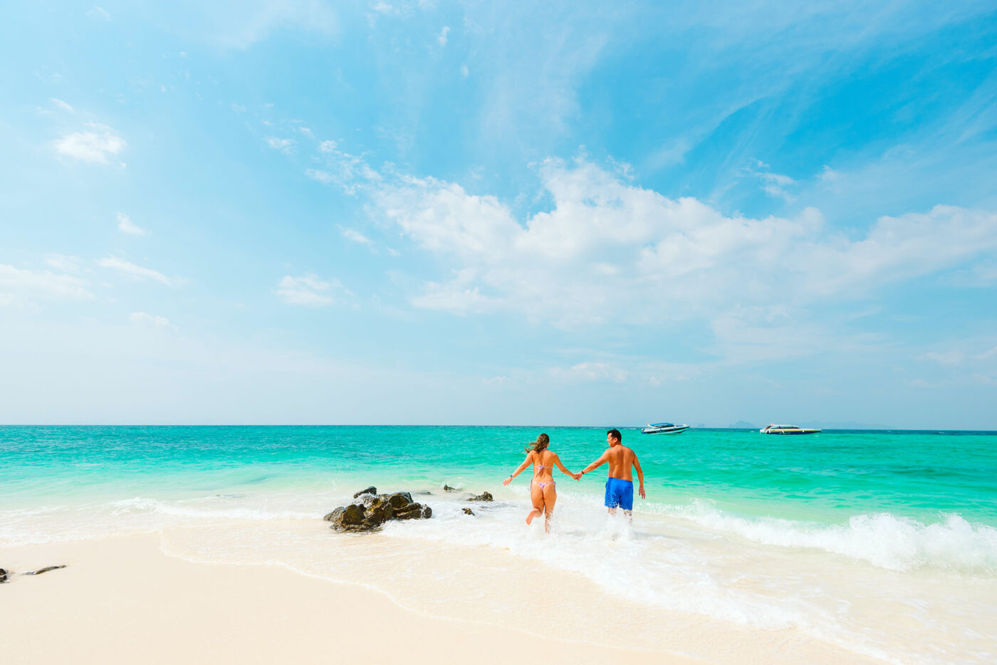 Private Boat Tour, Krabi tour packages, 4 Islands Tour Krabi, Hong Island tour Krabi, Phi Phi Island tour, Krabi private boat tour, Krabi snorkeling tour