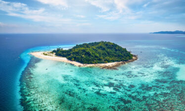 Private Boat Tour, Krabi tour packages, 4 Islands Tour Krabi, Hong Island tour Krabi, Phi Phi Island tour, Krabi private boat tour, Krabi snorkeling tour