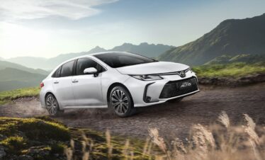 Private Boat Tour, Krabi tour packages, 4 Islands Tour Krabi, Hong Island tour Krabi, Phi Phi Island tour, Krabi private boat tour, Krabi snorkeling tour, Krabi Photography experience, Private car with driver tour