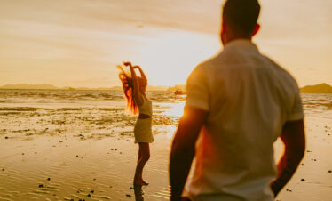 Private Boat Tour, Krabi tour packages, 4 Islands Tour Krabi, Hong Island tour Krabi, Phi Phi Island tour, Krabi private boat tour, Krabi snorkeling tour, Krabi Photography experience